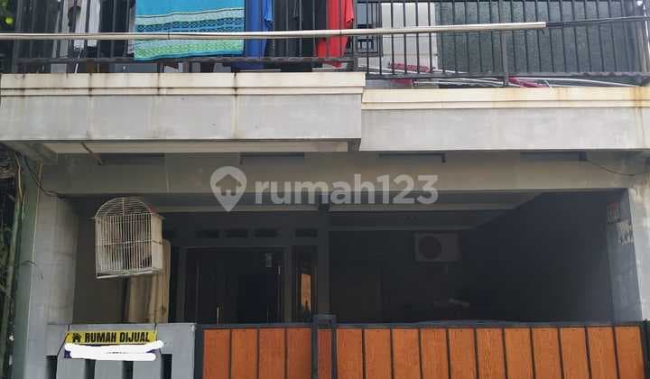 Rumah 2 LT Bangunan Baru Dalam Komplek Pamulang