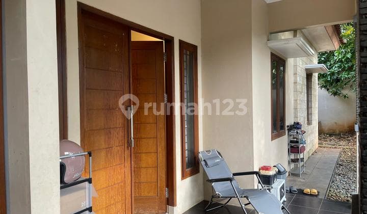 Rmh Siap Huni,Bebas Banjir,Komp.pertamina,Pondok Ranji,5 Menitke Stasiun Pondok Ranji,7 Menit ke Plaza Bintaro,7 Menit ke Pintu Tol Bintaro-Bsd,10 Menit ke Pasar Modern Bintaro Sektor 2,7 Menit ke ******** Keluarga Bintaro