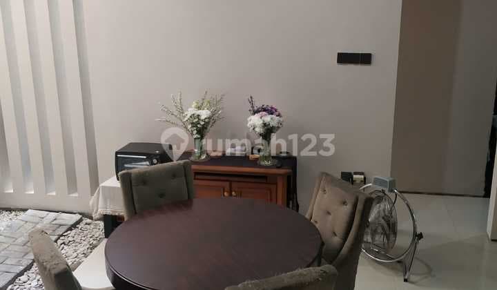 Rumah 2 Lantai Bagus di Taman Permata, Tangerang Selatan