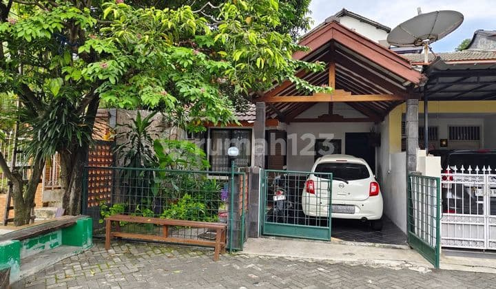 Rmh Murah,tdk Banjir,jl.cucur Bintaro Sektor 4,7 Menit Ke Plaza Bintaro,10 Menit Ke Stasiun Pondok Ranji,7 Menit Ke Rsud Pondok Aren