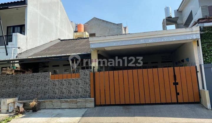 Rnh Siap Huni & Murah,vila Bintaro Indah,jombang-bintaro,5 Menit Ke Pasar Jombang,7 Menit Ke Rs.sari Asih,10 Ke Sekolah Pembangunan Jaya,10 Menit Ke Fresh Mart Emerald Bintaro