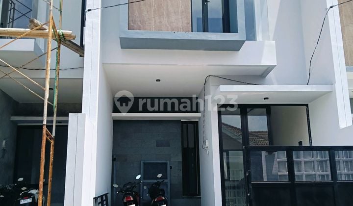 Dijual Rumah Baru Gress di Taman Pondok Indah Wiyung