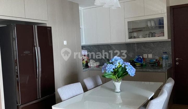 Need Fast .. Grand Sungkono Lagoon Apartment 3 Br Furnished