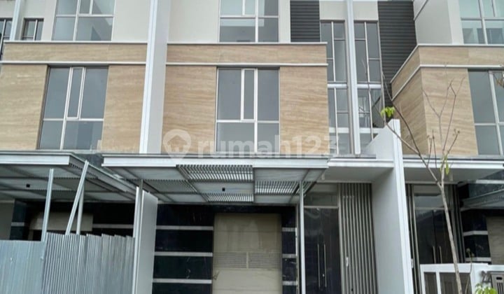 Rumah Chopin Mozart Golf Island Lift + Kolam Renang (10x35m)