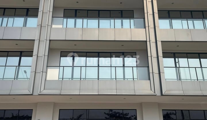 Ruko PIK Soho Ebony Rodeo Boulevard Simpang Empat (8x15m)