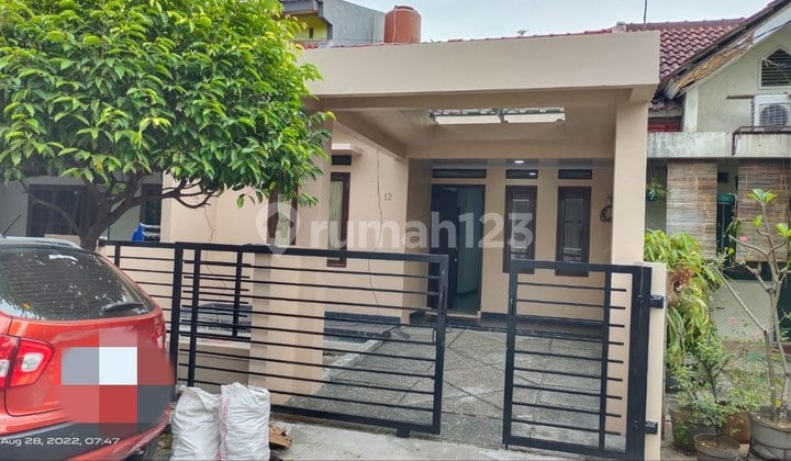 Rumah Siap Huni Sudah Renovasi Di Kemang Pratama ( Ny )
