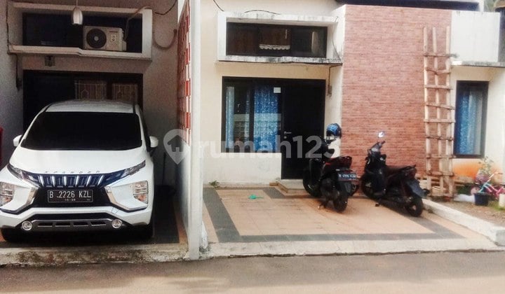 Rumah Dijual di Dalam Cluster di Jatiwarna Bekasi (Ny)
