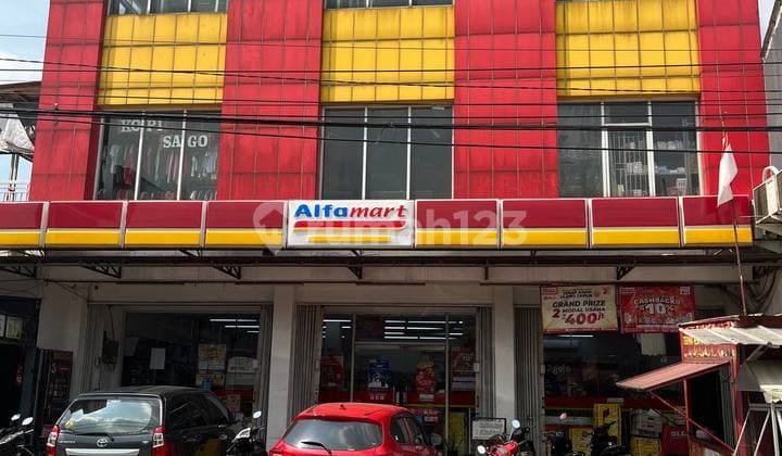 Ruko Dijual Gandeng 3 Dan Beserta Usaha Nya di Jatibening