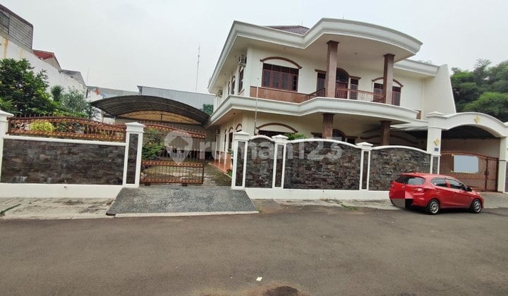 Rumah Dijual Mewah Fullyfurnished Da Vinci di Cibubur