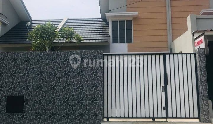 Hunian Minimalis Hadap Jalan, Cluster Sentraland Boulevard, Parung Panjang