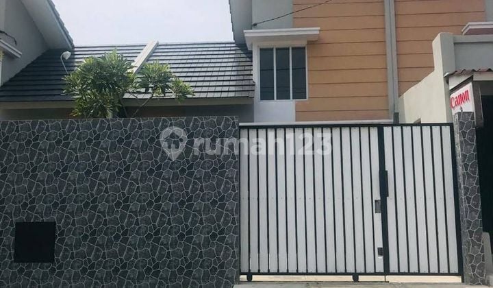 Hunian Minimalis Hadap Jalan, Cluster Sentraland Boulevard, Parung Panjang