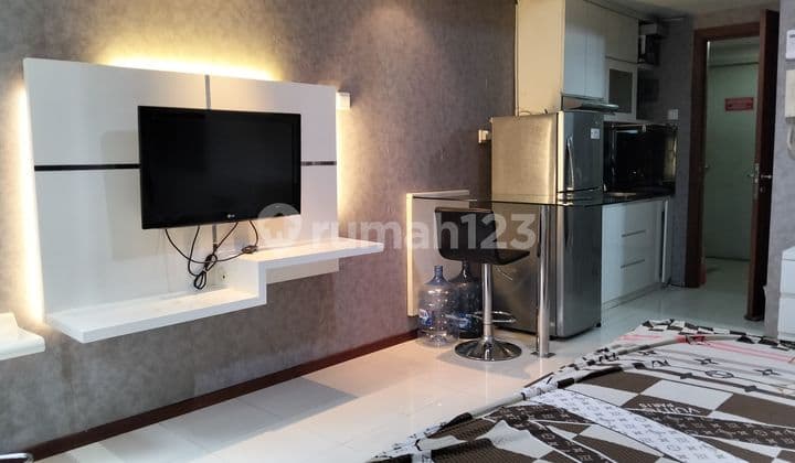 For Sale Apartment Royal Mediterania 1 Bedroom Studio Type