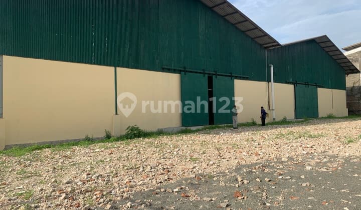 For Sale 3 Warehouse Units in Pasir Jaya Jati Uwung Tangerang. Can Buy per Unit.