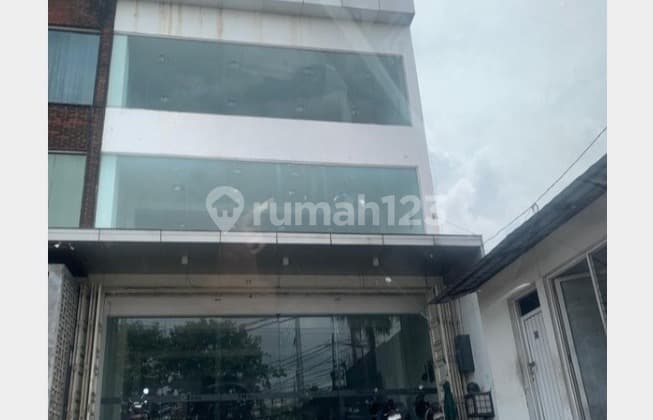 Car Showroom