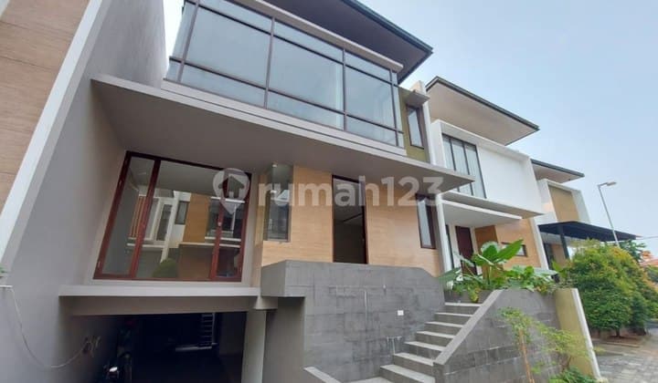 Rumah di Ampera, Jakarta Selatan