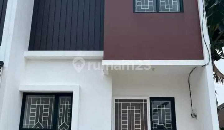 Rumah 2 Lantai Siap Huni di Cibubur