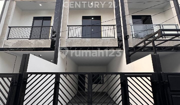 Jual Rumah Duri Kepa Jakarta Barat, Angsana Raya! Furnised!