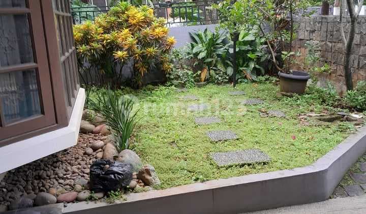 Rumah Rapi Siap Huni Dalam Perumahan Bintaro Sektor 2