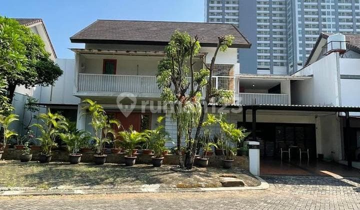 Rumah Mewah Terawat Siap Huni di Pondok Aren Nempel Bintaro Sektor 9