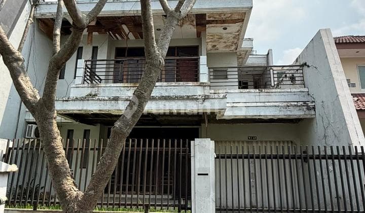 Rumah Tua Intercon 10X25, Mutah, Jakarta Barat