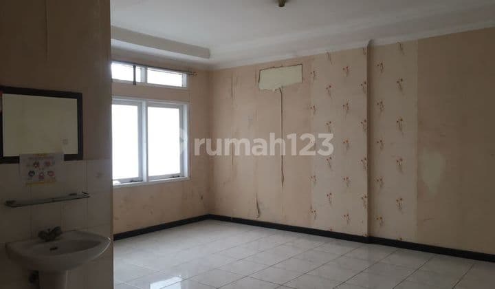 Comfortable House in the Martadinata Area, Riau Bandung
