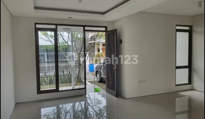 Rumah Sayap Buahbatu Komplek Megabrata Margacinta