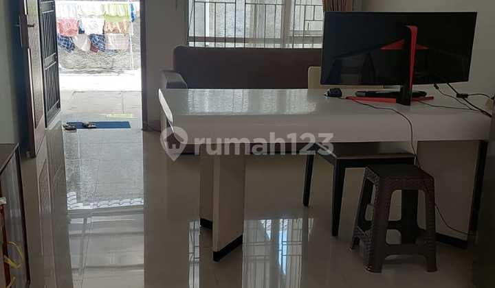 Rumah Nyaman di Sudirman