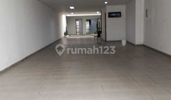 Disewakan Ruko 4 lantai Lokasi Dalem Kaum Palaguna Alun alun Bandung