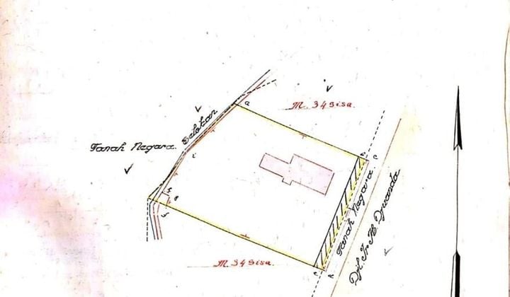 Land for sale in a square shape, located in the main road area of Dago.