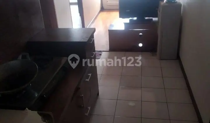 Apartment Semi Furnished Bagus