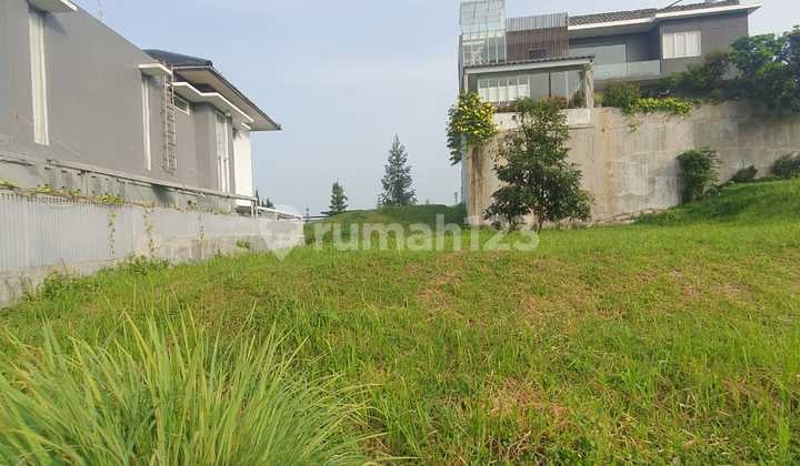 Kavling Exclusive Dago Pakar Cluster Golf Island