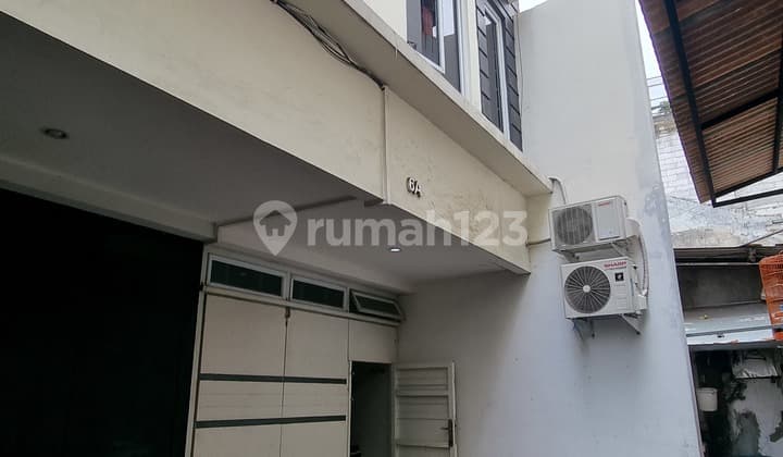Rumah Bagus 2 Lantai di Cempaka Putih One Gate System