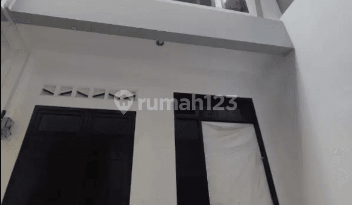 Hot Property Rumah Hunian Murah Semi Apartemen, Utan Kayu