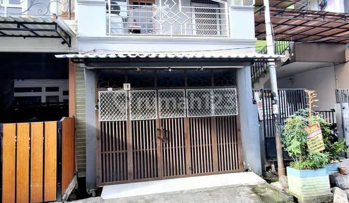 Rumah Rawa Selatan Daerah Bebas Banjir Jalan Depan 2 Mobil Lega