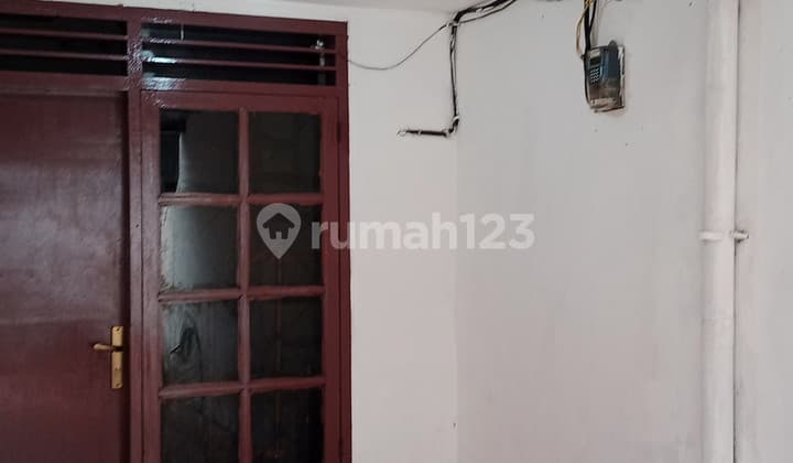 Rumah Siap Huni Dengan Lokasi Strategis Dijual Cepat