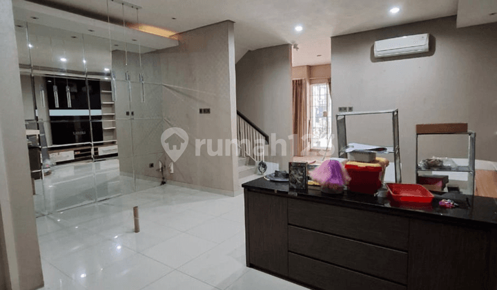 For Sale Fast Comfortable Residence in Golf Lake Size 8x15