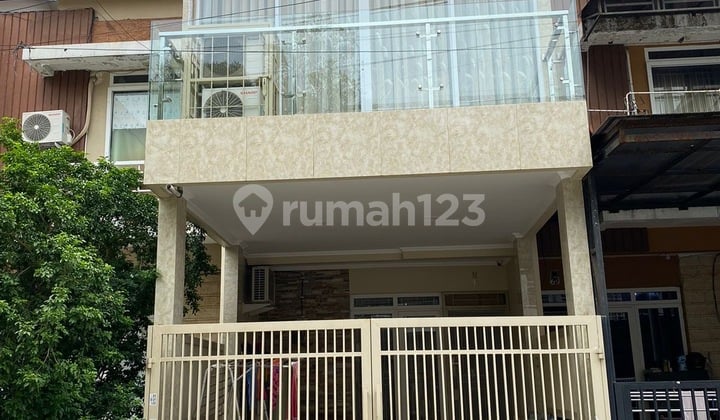 Rumah Park Residence Hanya 1,4 M Nego