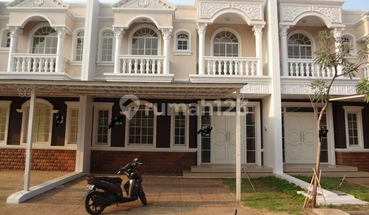 Gunadi Rumah 8X15 Green Lake City Dijual Siap Huni Rapi Cakep Dekat Danau