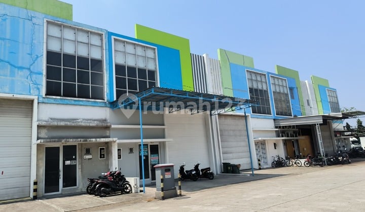 Gudang Sedayu Bizzpark Daan Mogot 9X24 Disewakan Siap Huni Bebas Banjir Kontener 40"