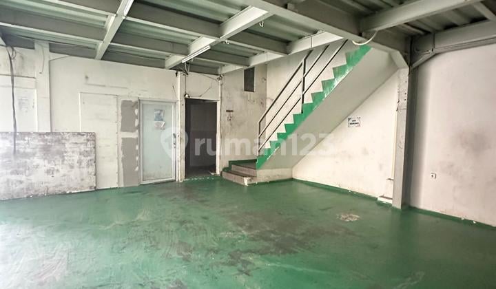 Disewakan Gudang Batu Ceper Dekat Bandara Soeta 12X24, 2 Lantai