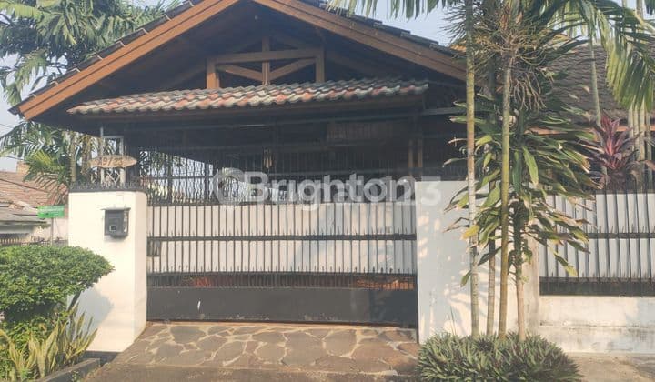 Rumah Asri Komplek Permata Pamulang
