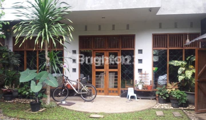 Asri Well-Maintained House Cigadung