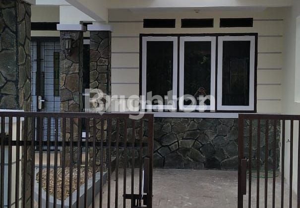 PERUMAHAN PINUS REGENCY