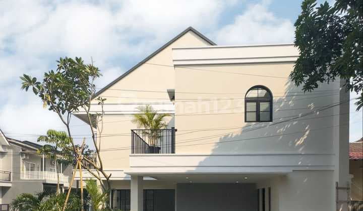 Rumah Mewah Di Hook Bangunan Mandiri Di Serpong Bsd