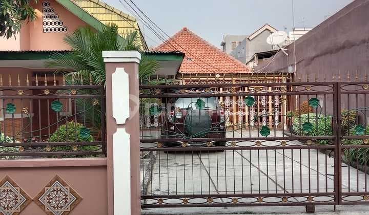 Nice house in Rawasari, Central Jakarta