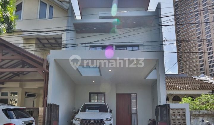 Rumah Bagus Siap Huni di Pondok Indah