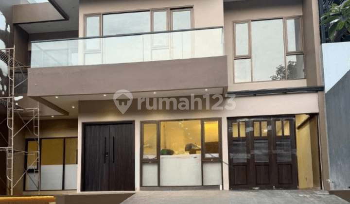 Rumah Bagus Siap Huni di Kebayoran Bintaro