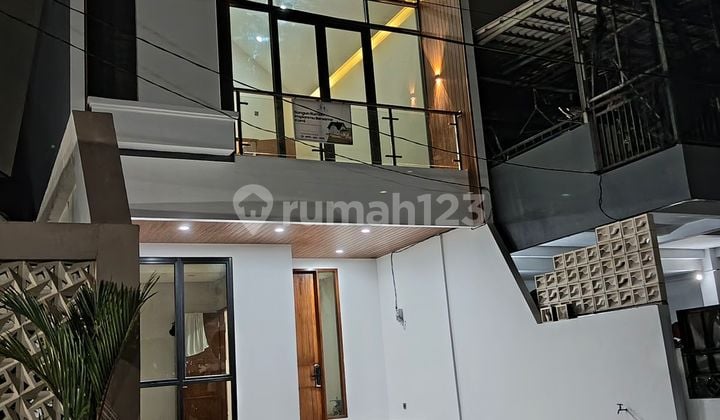 Rumah Bagus Siap Huni di Graha Raya Bintaro