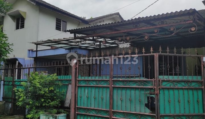 Cheap House Needs Renovation In Bukit Nusa Indah