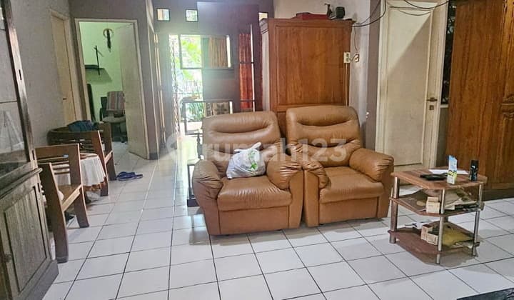 House Needs Renovation Griya Loka BSD South Tangerang Gy300